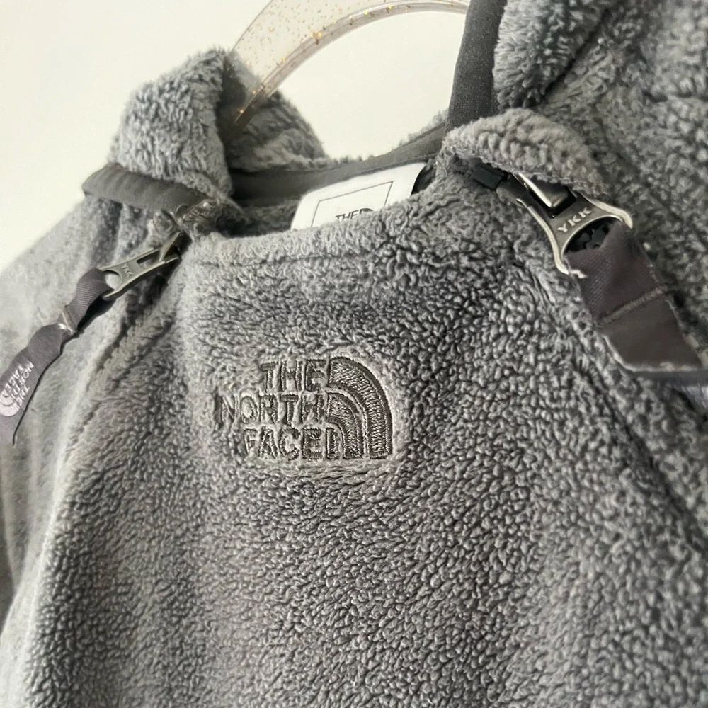 The North Face gray babies fleece. - Picture 2 of 6